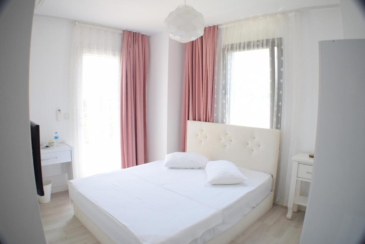 Forever Alacati Boutique Hotel (Adults Only) Zewnętrze zdjęcie